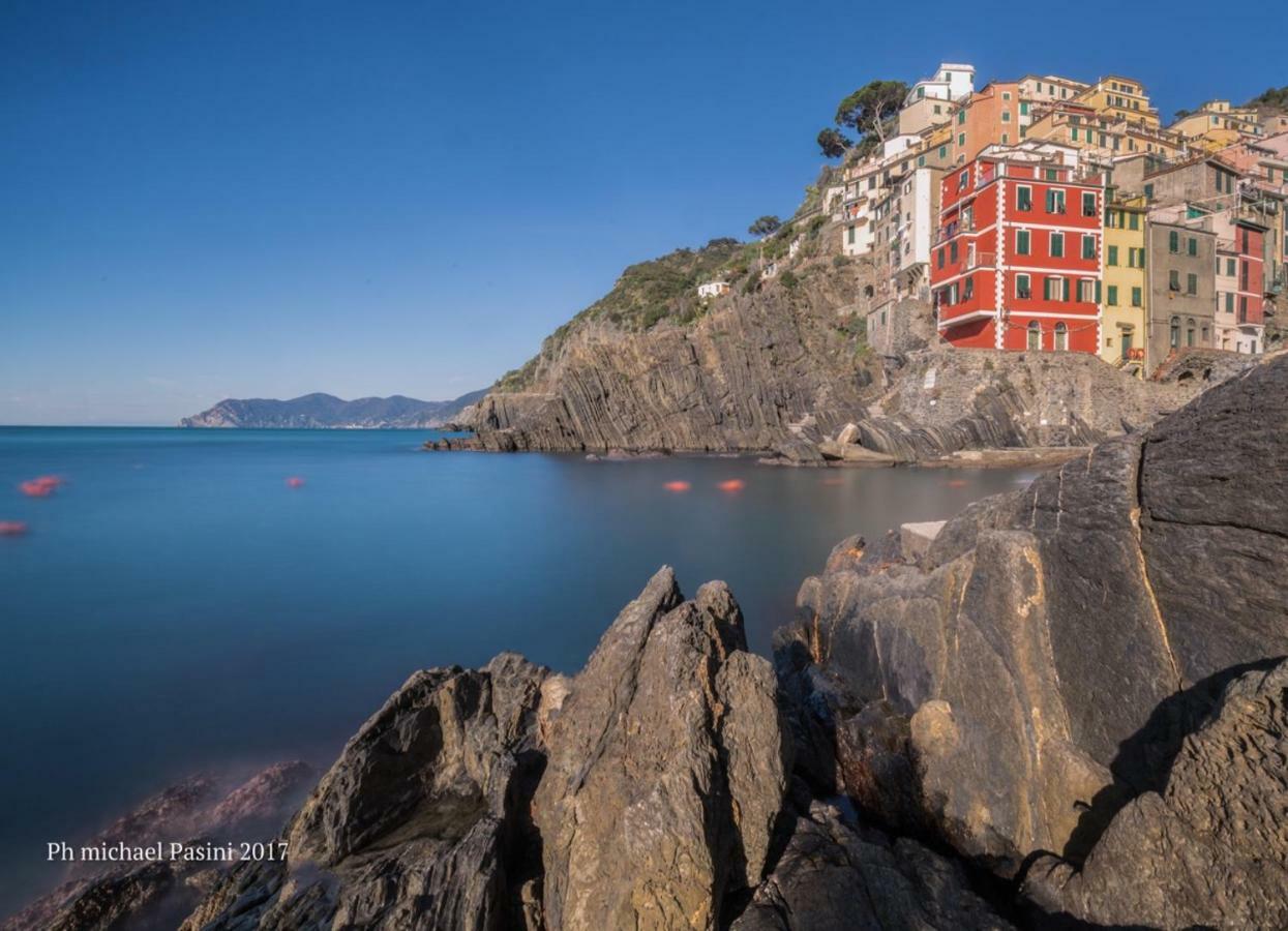 Cinque Terre D'Amare Sea View Big Apartment For Travel Lovers Riomaggiore Exteriör bild